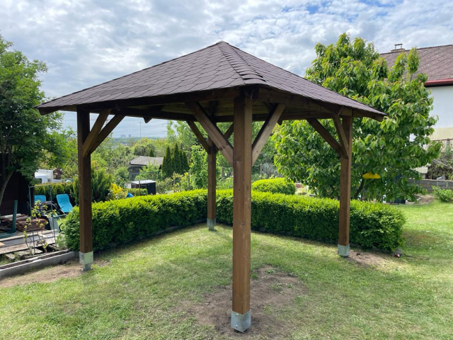 Holz-Pavillon Kreta 300x300